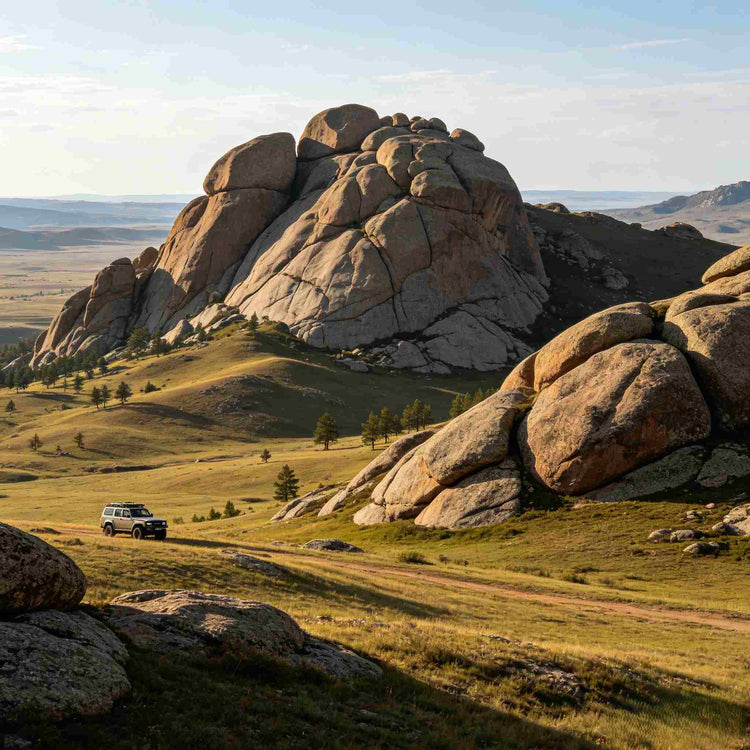 Baga Gazaryn Chuluu granite rock formations, Mongolian wilderness landscape