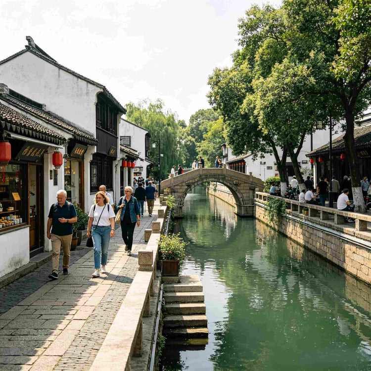 Suzhou Museum designed by I.M.Pei, foreign tourists visit Suzhou cultural landmark
