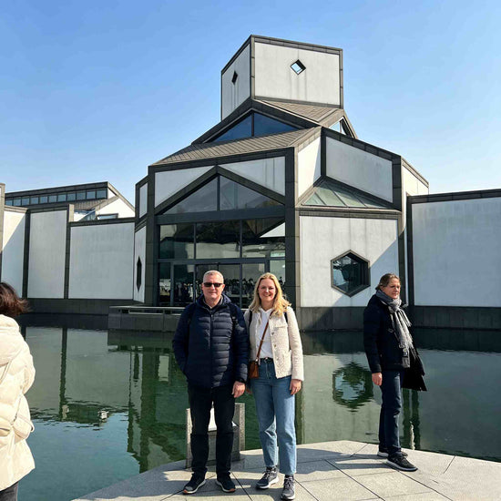 Humble Administrator's Garden Suzhou classical garden, western travelers sightseeing lotus pond