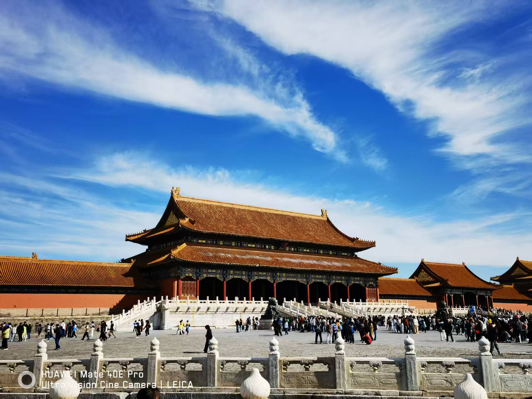 Translation missing: en.sections.video.load_video