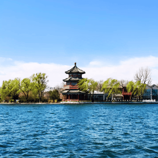 Explore the Charming Shichahai Lakes