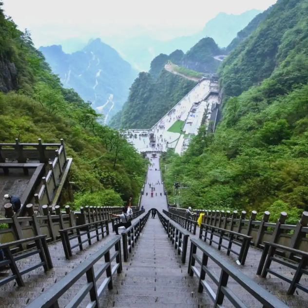 1-Day Tianmen Mountain Private Tour | Heaven’s Gate & Glass Skywalk