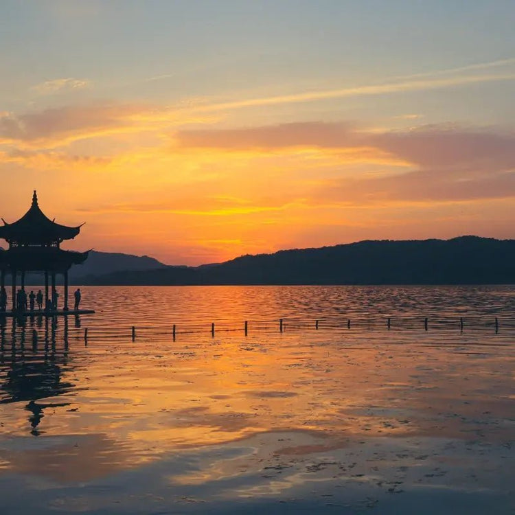 5-Day Classic Jiangnan Private Tour: Suzhou, Hangzhou & Wuzhen Water Towns
