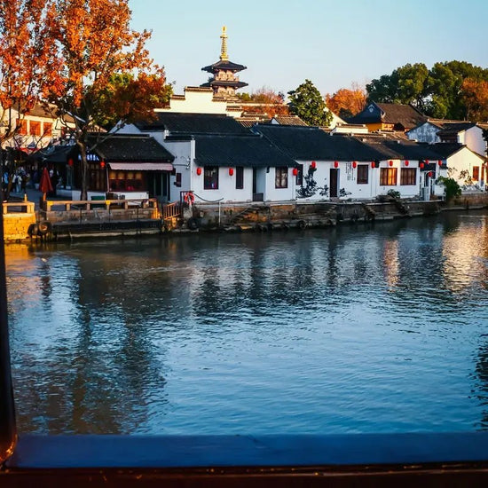 Suzhou Tongli Water Town canal houses pagoda private tour