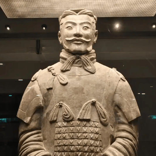 Terracotta Warrior statue, famous Xi'an cultural sightseeing landmark