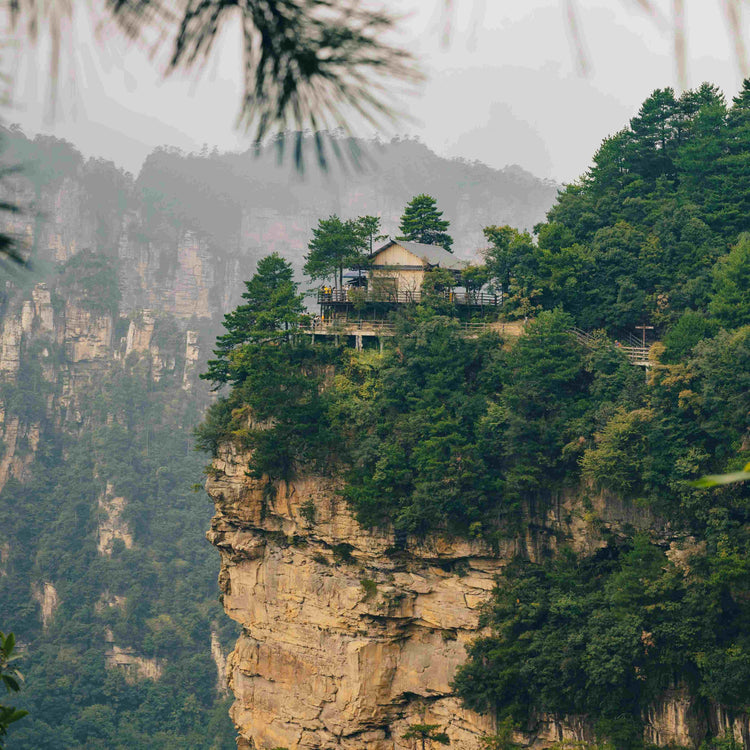 5-Day Zhangjiajie & Fenghuang Tour | Avatar Mountains & Ancient Town